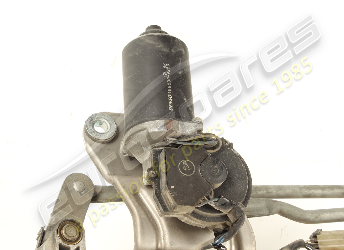 gebrauchter ferrari scheibenwischer mit motor. teilenummer 84108900 (2)