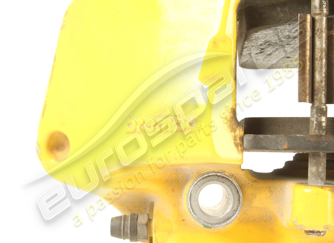 gebrauchter ferrari vorderer rechter bremssattel mit belägen -. teilenummer 267318 (3)