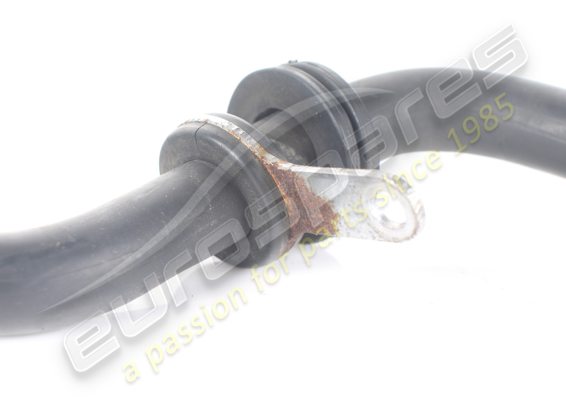 gebrauchte maserati entlüftungshülse. teilenummer 374000543 (2)