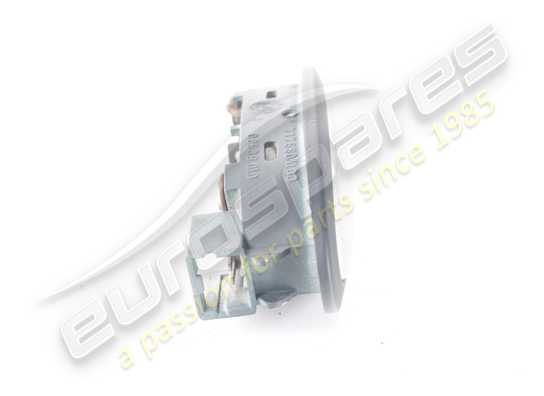 gebrauchtes maserati hinteres innenlicht. teilenummer 383100125 (5)