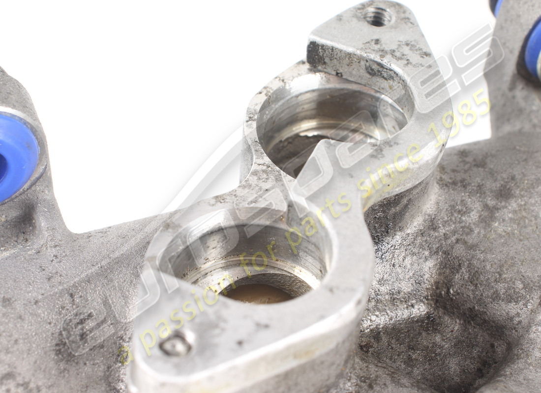 GEBRAUCHTER FERRARI KOMPLETTER ÖLTHERMOSTAT. TEILENUMMER 304797 (3) gebrauchter ferrari kompletter ölthermostat. teilenummer 304797 (3)