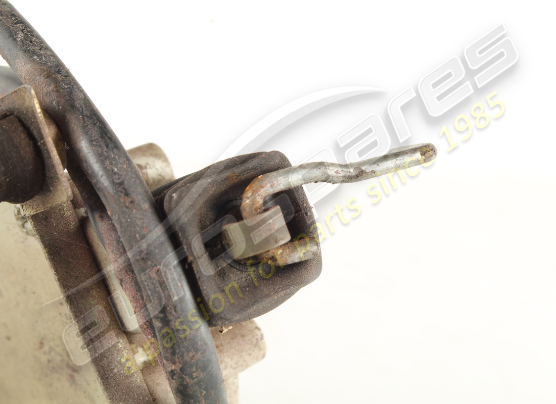 gebrauchtes ferrari zentrales türverriegelungsgerät. teilenummer 61811300 (2)