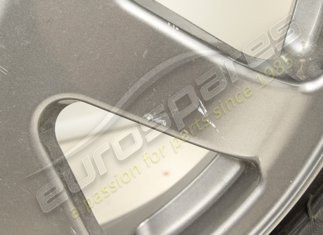 gebrauchte ferrari 4.5j x 20 ersatzradfelge. teilenummer 240241 (4)