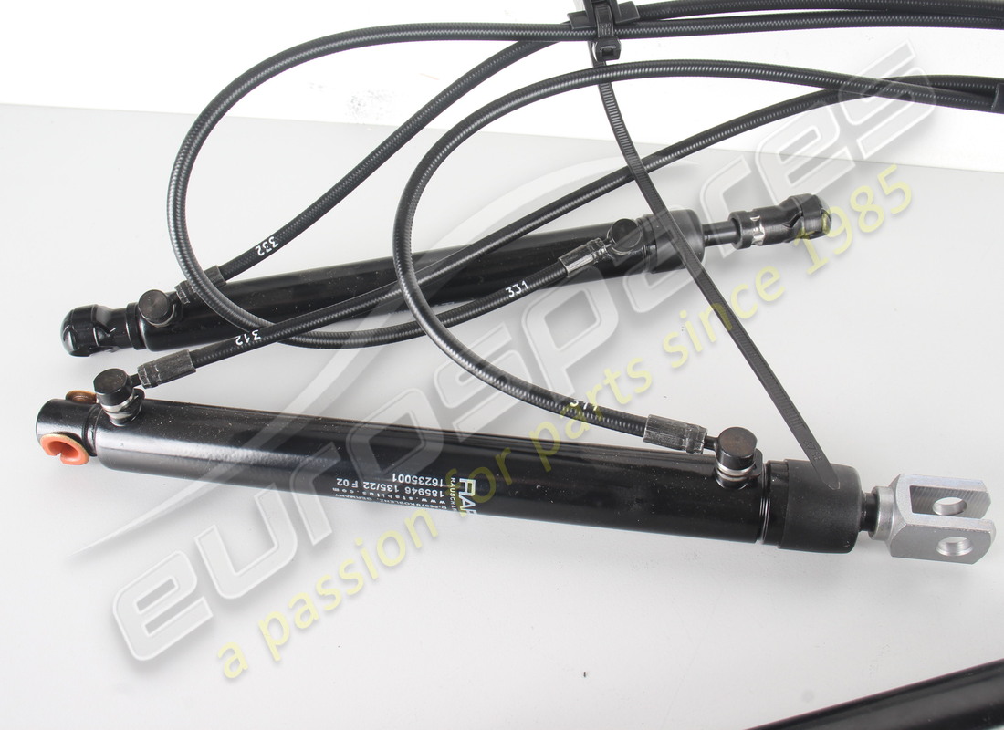 neu ferrari komplettes hydrauliksystem ki. teilenummer 84603300 (3)