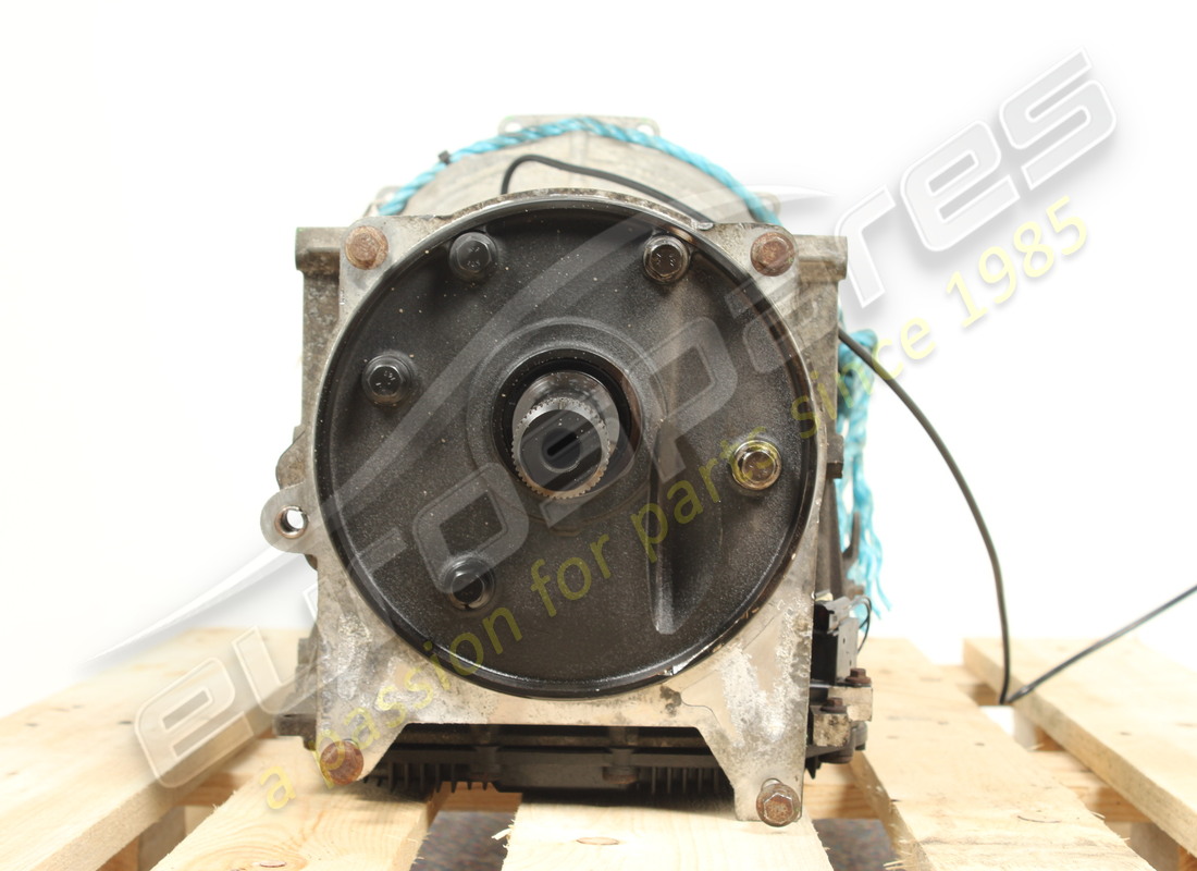 gebrauchtes aston martin autogetriebe inkl. drehmomentwandler. teilenummer 091725 (2)