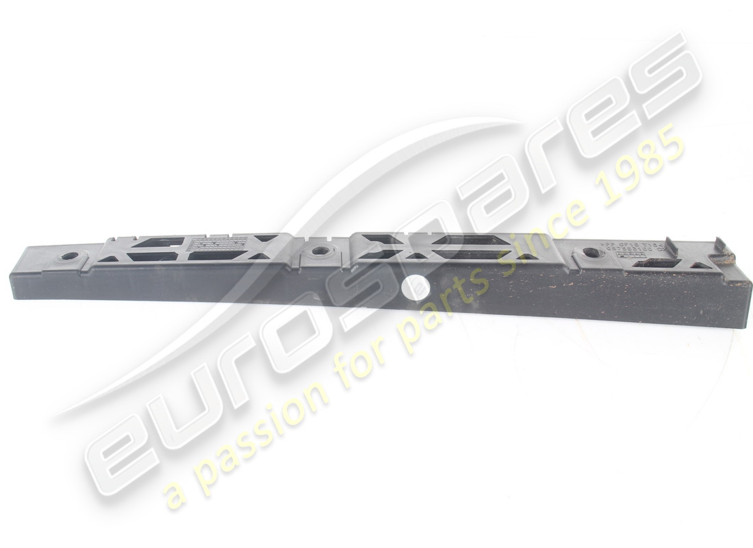 GEBRAUCHT FERRARI HINTERE RECHTE SCHWELLERVERKLEIDUNGSHALTERUNG. TEILENUMMER 87583100 (2) gebraucht ferrari hintere rechte schwellerverkleidungshalterung. teilenummer 87583100 (2)