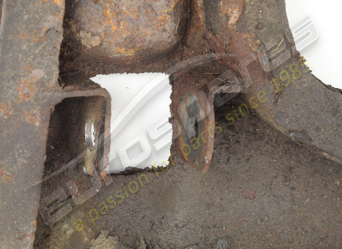 gebraucht ferrari unterer hebel der vorderen linken aufhängung. teilenummer 115707 (5)