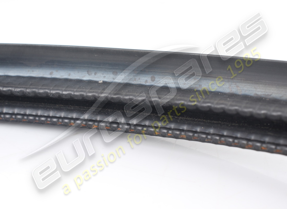 GEBRAUCHTE FERRARI RECHTE MOTORRAUMABDECKUNG. TEILENUMMER 88031200 (2) gebrauchte ferrari rechte motorraumabdeckung. teilenummer 88031200 (2)