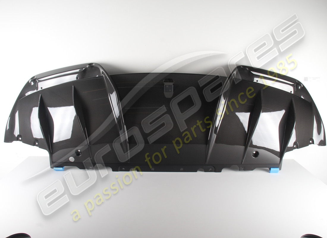 neu (sonstiges) ferrari carbon heckdiffusor. teilenummer 887758 (1)