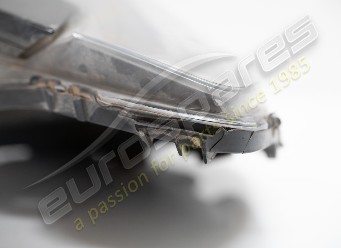 beschädigter ferrari linker bi-xenon-scheinwerfer. teilenummer 273620 (5)