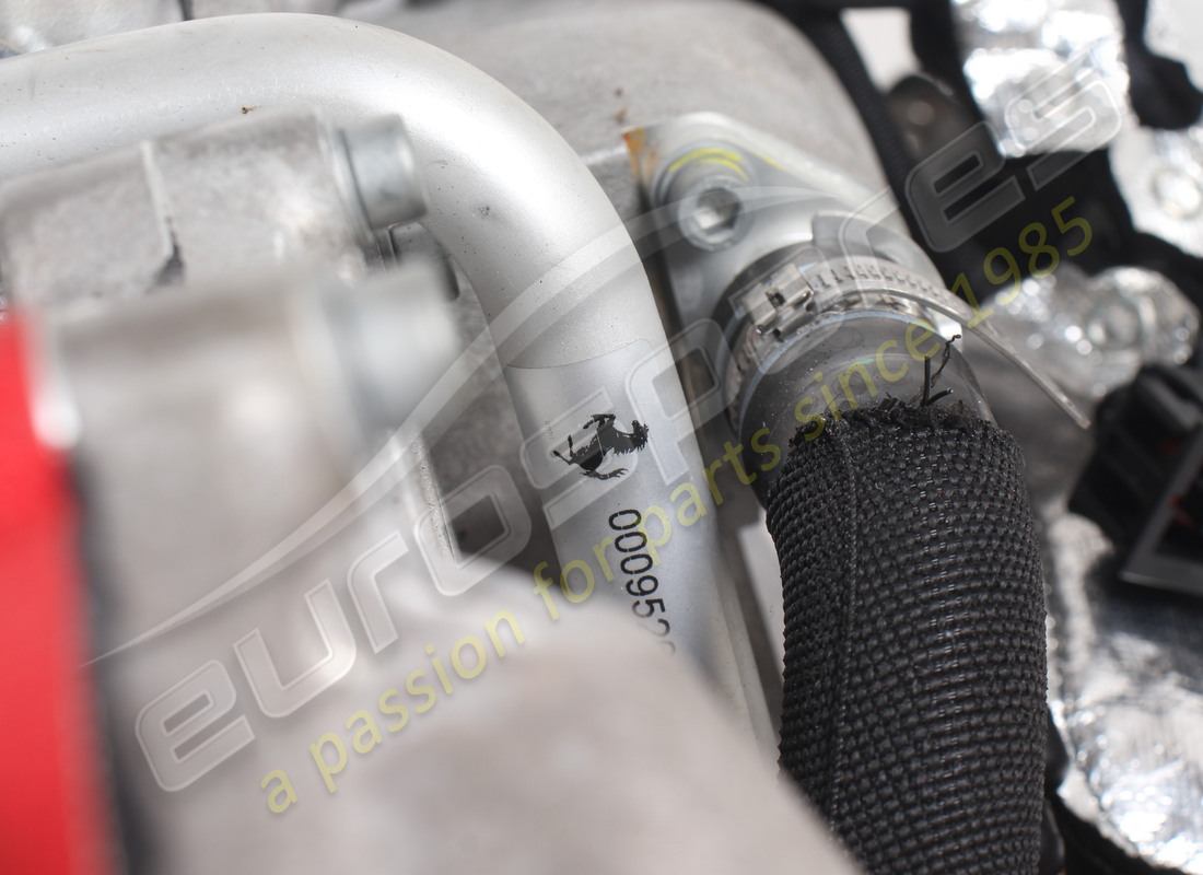 gebrauchter ferrari 296 motor. teilenummer 985000364 (6)