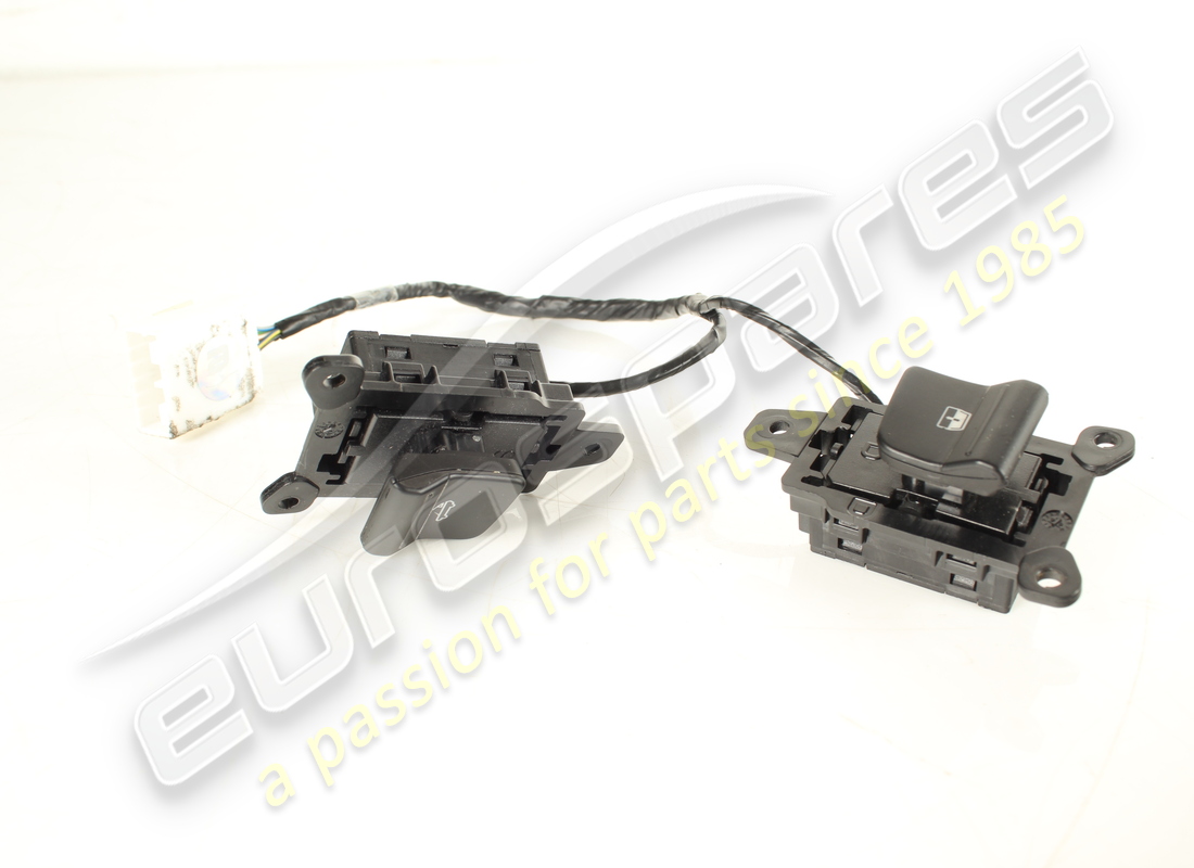 gebraucht ferrari komplett comandi rht lunotto. teilenummer 879018 (1)