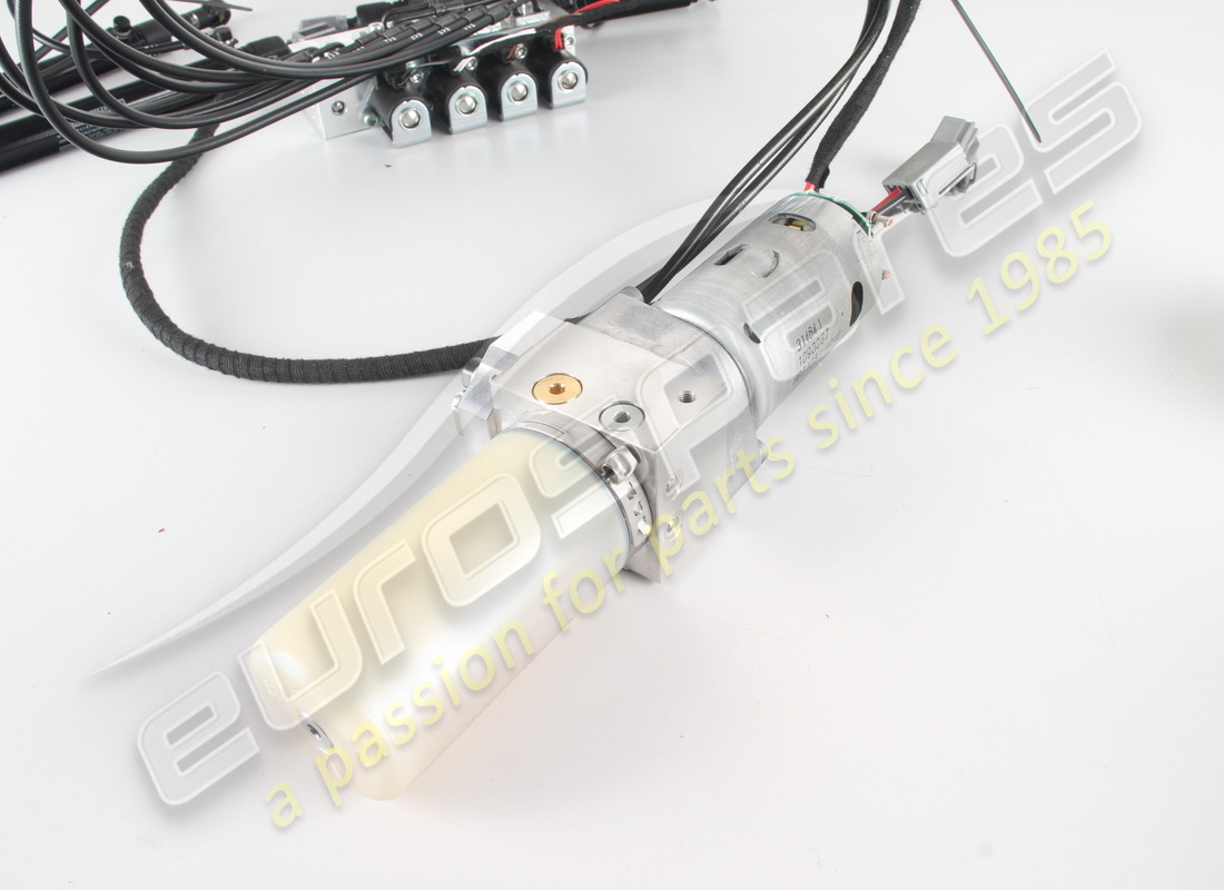 neu ferrari komplettes hydrauliksystem ki. teilenummer 84603300 (1)