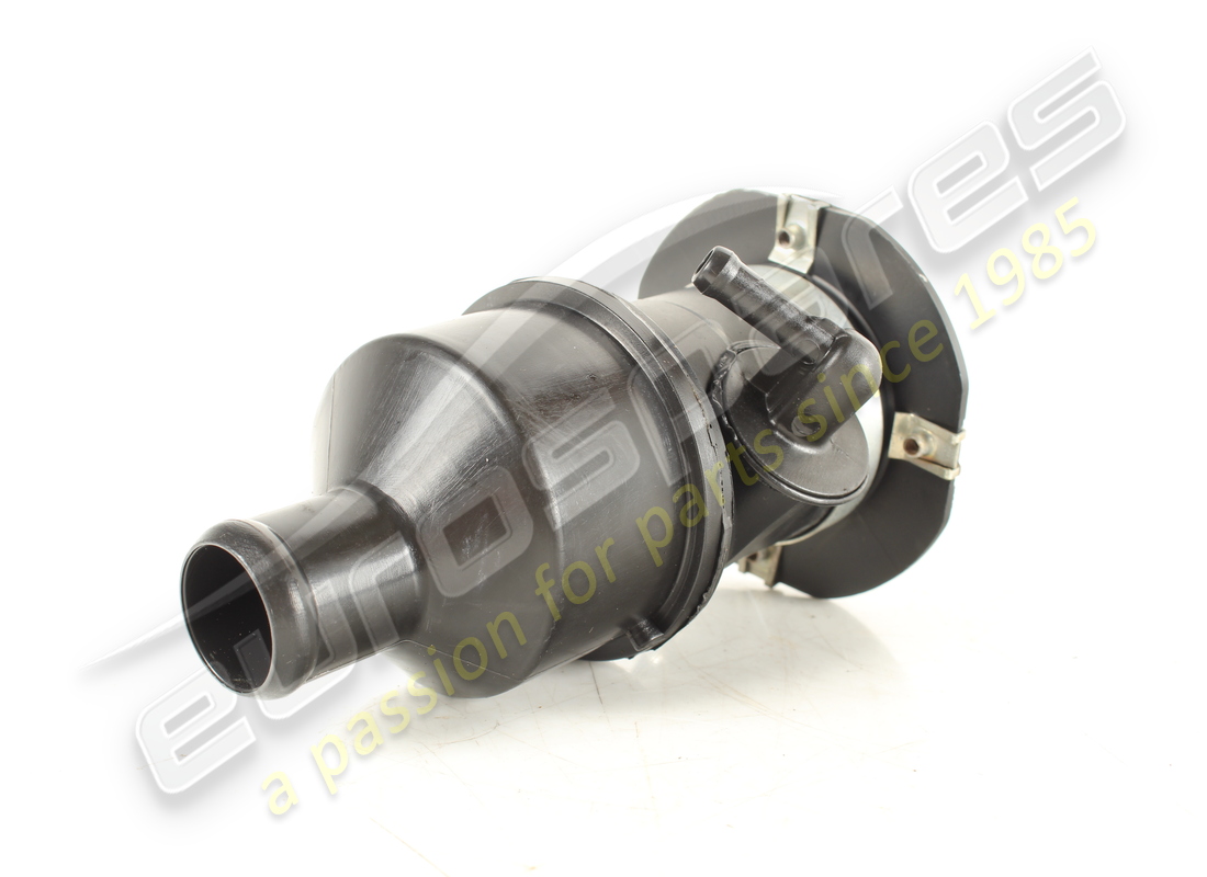 gebrauchter maserati kraftstoffeinfüllhals. teilenummer 222257 (4)