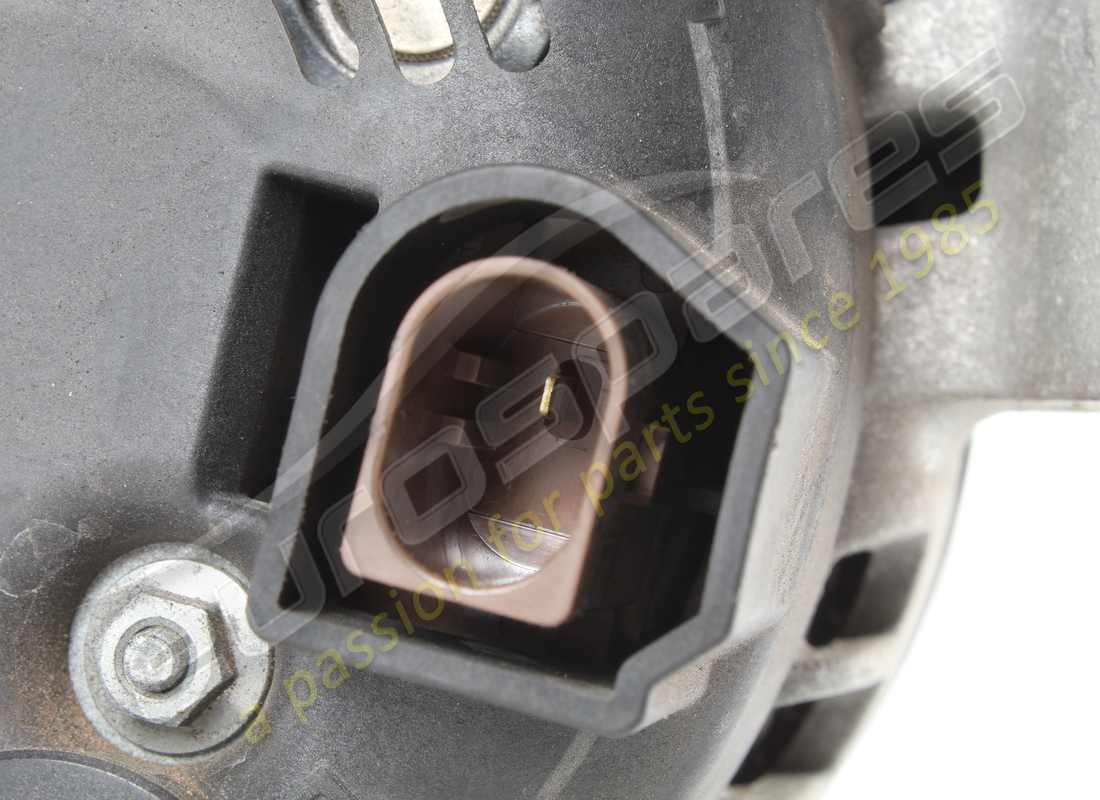 gebrauchter ferrari lichtmaschine. teilenummer 283531 (4)