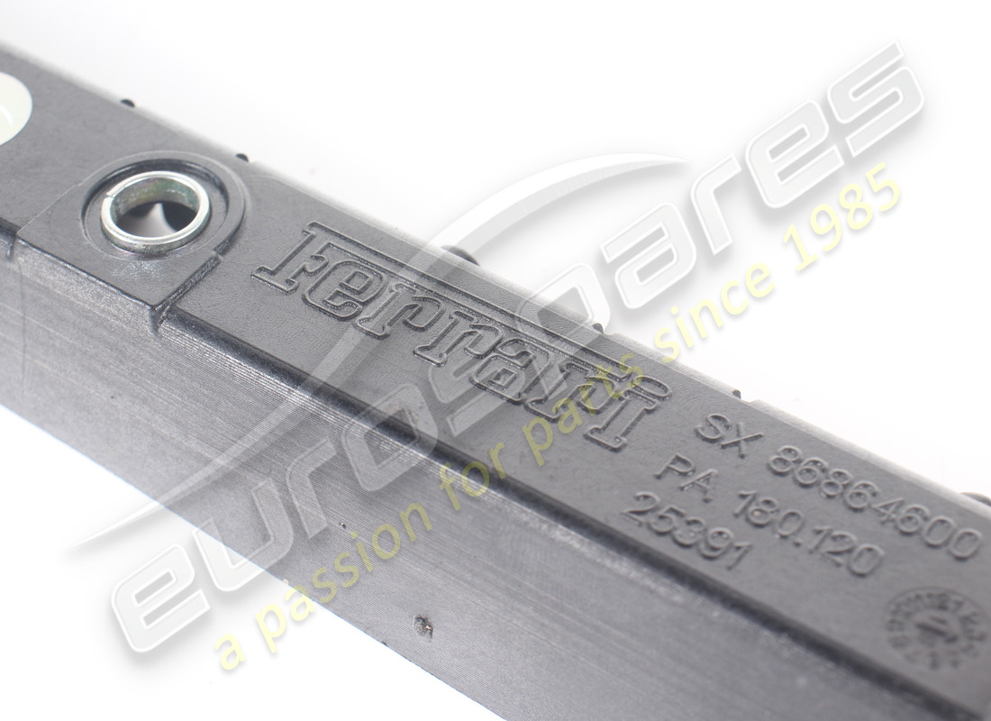 GEBRAUCHT FERRARI LINKE HINTERE SEITLICHE STOSSFÄNGERHALTERUNG. TEILENUMMER 86864600 (5) gebraucht ferrari linke hintere seitliche stossfängerhalterung. teilenummer 86864600 (5)