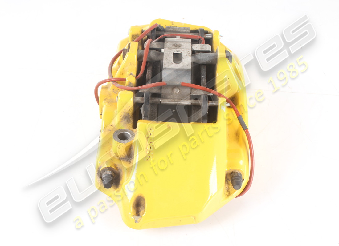 gebrauchter ferrari vorderer linker bremssattel mit belägen. teilenummer 315567 (2)