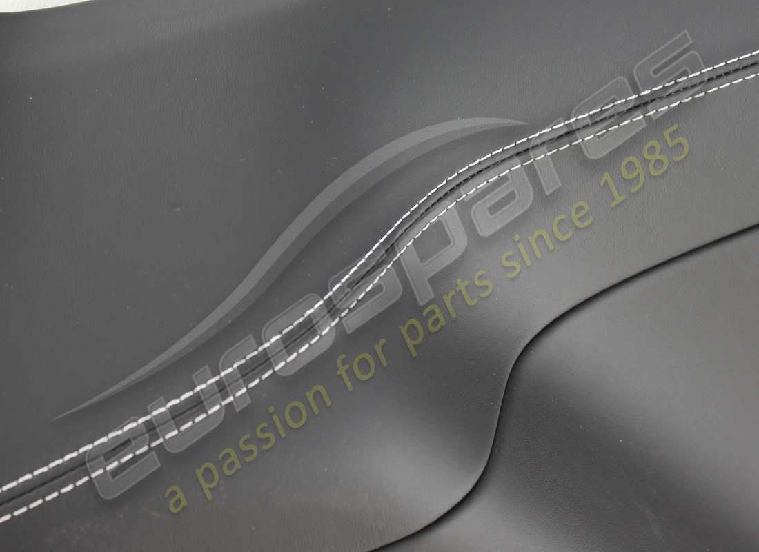 gebraucht porsche seitenverkleidung schwarz/silber. teilenummer 9gt863165kdsl (2)