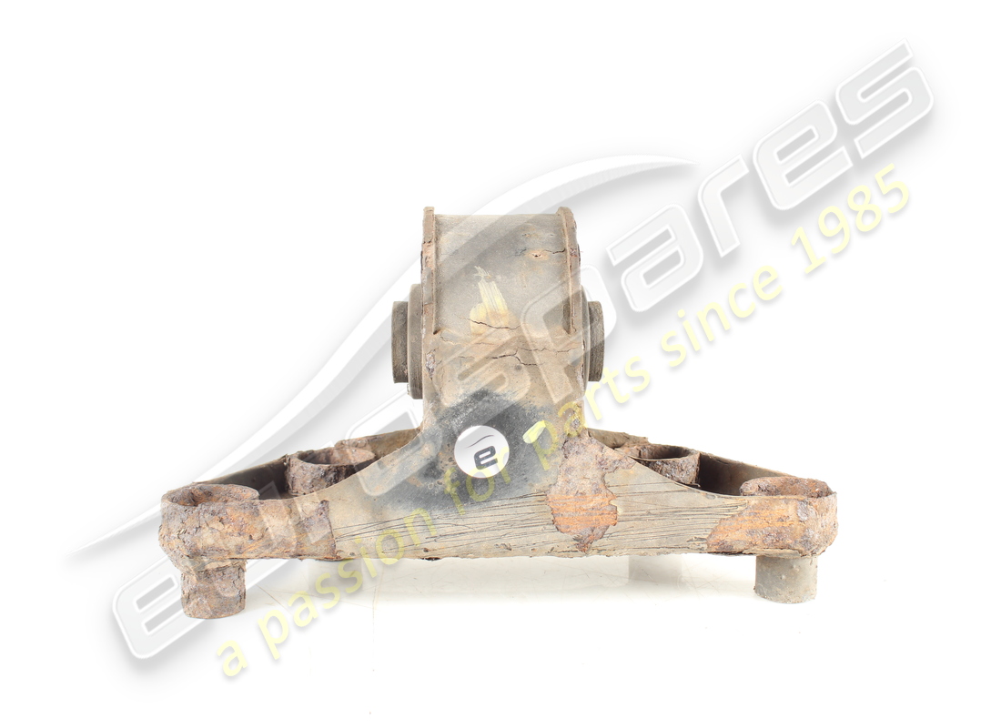 USED MASERATI DIFFERENTIAL REAR MOUNT. PART NUMBER 386200169 (5) used maserati differential rear mount. part number 386200169 (5)