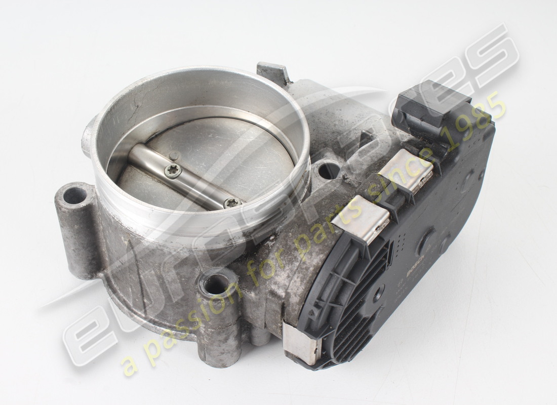 gebrauchte aston martin drosselklappengehäusebaugruppe. teilenummer 1r120810079 (2)