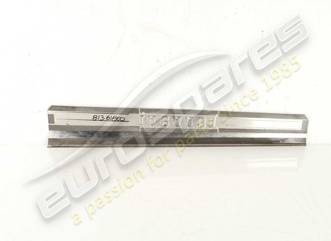 gebrauchte ferrari rechte trittplatte. teilenummer 81361800 (2)