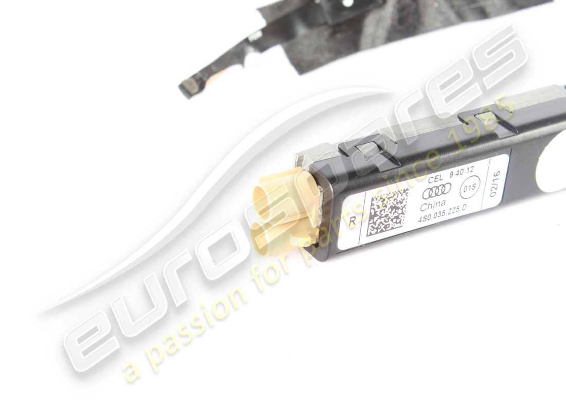 gebraucht lamborghini antennenverstärker fm/dab ece. teilenummer 4s0035225d (2)
