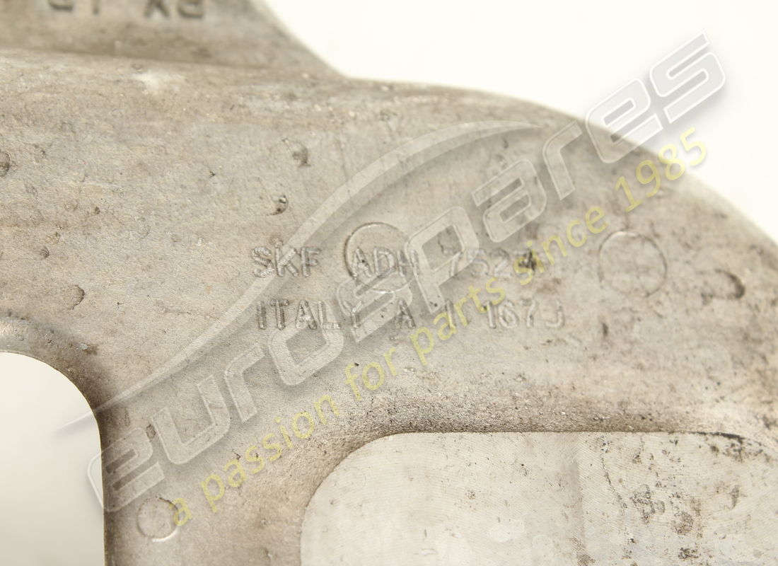 gebrauchter ferrari komplett linker vordernabenträger. teilenummer 268377 (5)