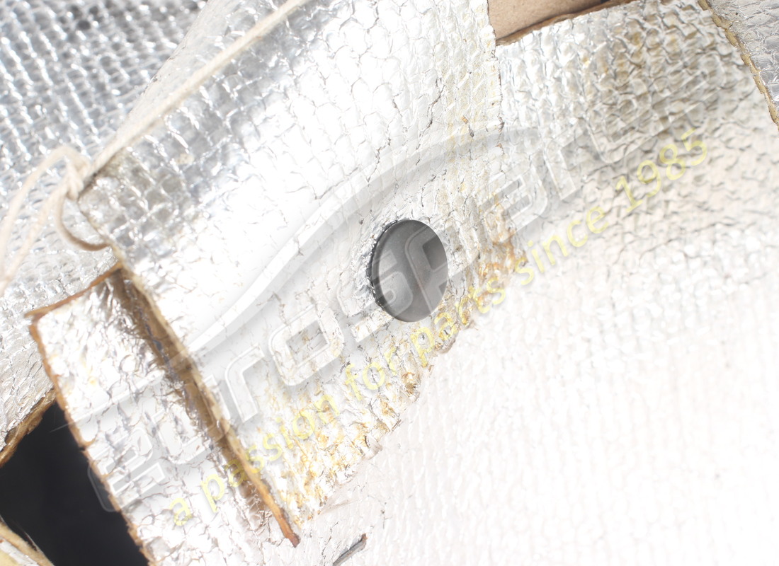 VERWENDET FERRARI HITZESCHILD. TEILENUMMER 769500 (4) verwendet ferrari hitzeschild. teilenummer 769500 (4)