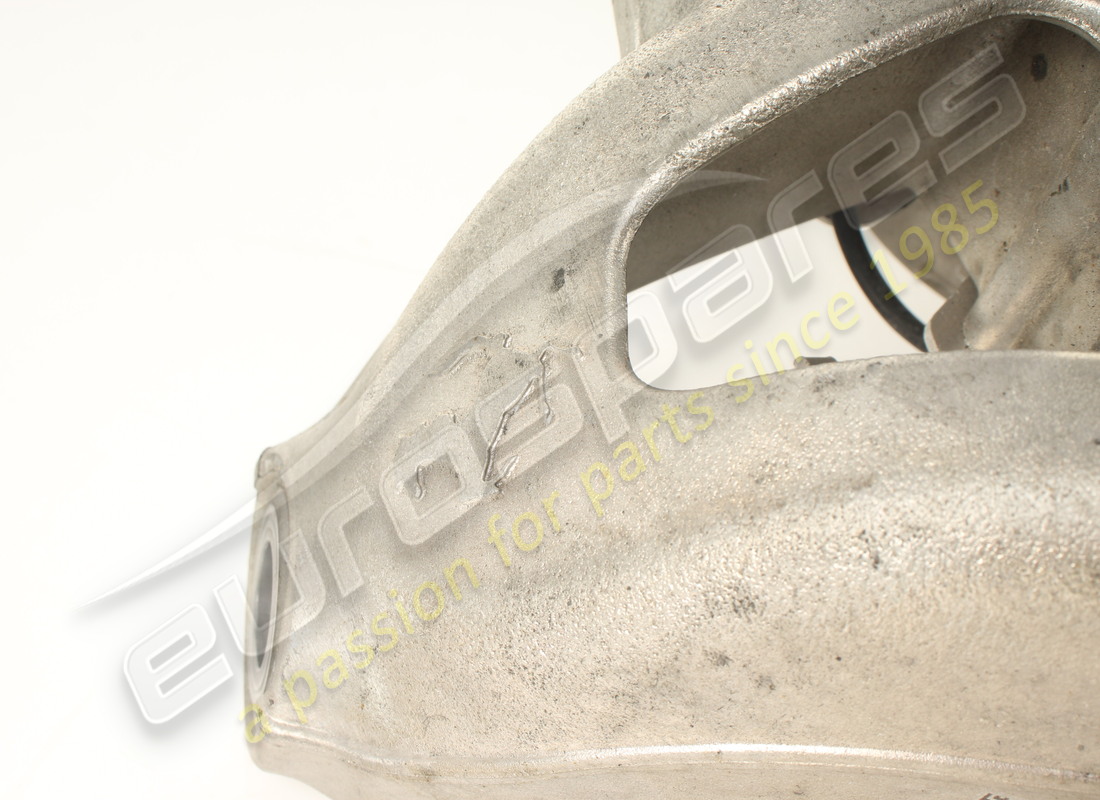 gebrauchter ferrari komplett linker vordernabenträger. teilenummer 862453 (5)