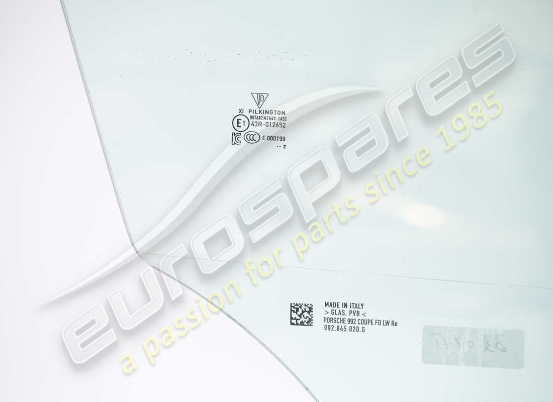 gebrauchtes porsche türfenster. teilenummer 992845020g (2)