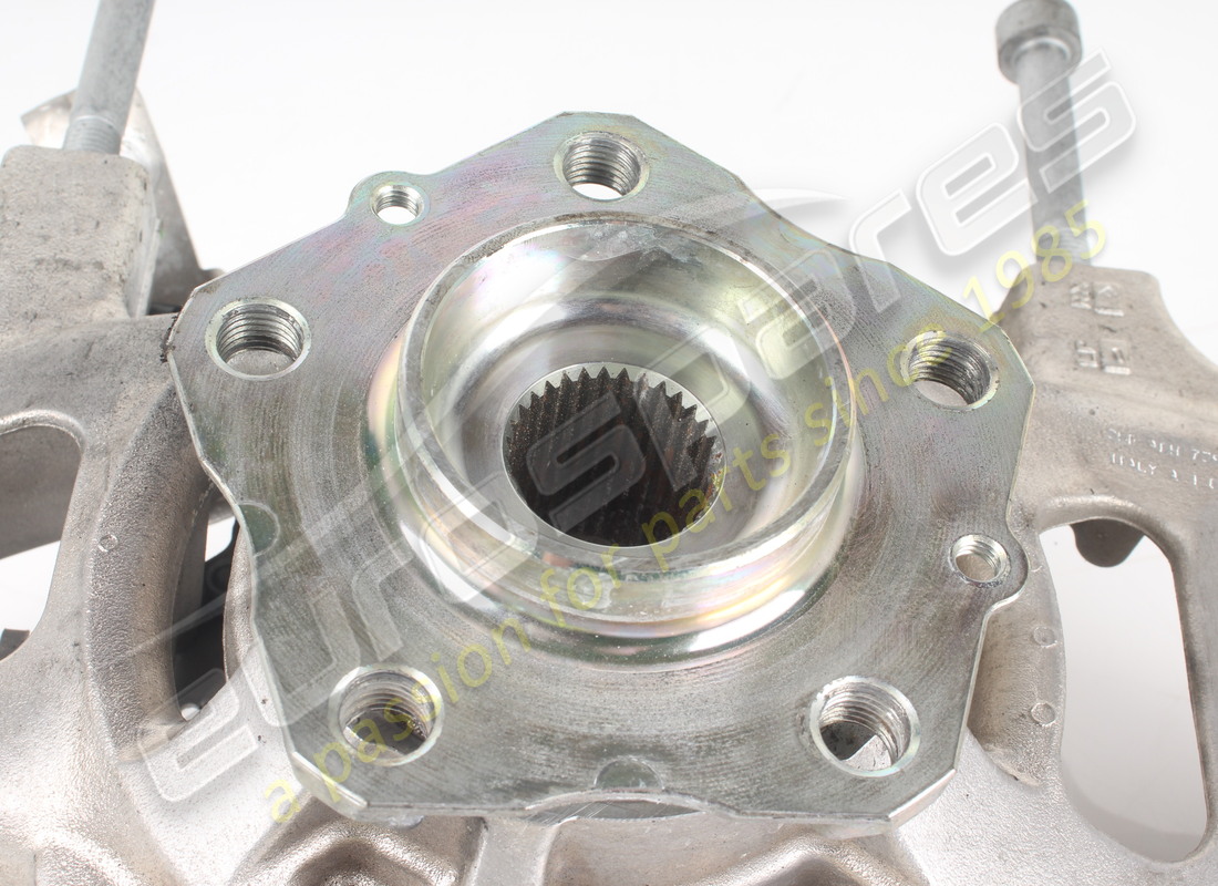 gebrauchter ferrari komplett linker vordernabenträger. teilenummer 862453 (4)