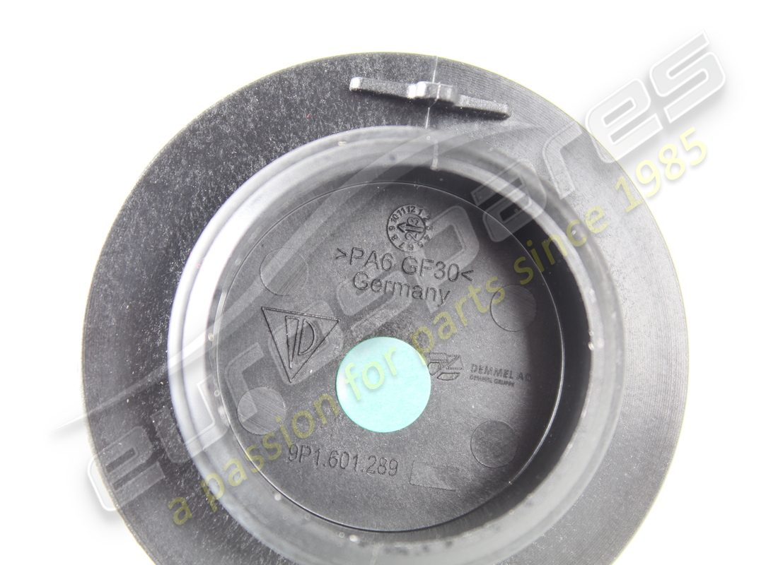 NEU PORSCHE RADKAPPE MATT SCHWARZ. TEILENUMMER 9P1601349EOK1 (3) neu porsche radkappe matt schwarz. teilenummer 9p1601349eok1 (3)