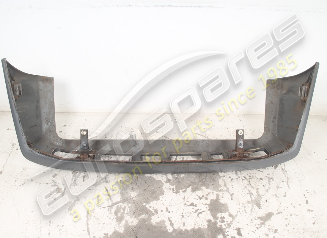 GEBRAUCHT MASERATI KOMPLETTE HECKSTOßSTANGE. TEILENUMMER 376300202 (2) gebraucht maserati komplette heckstoßstange. teilenummer 376300202 (2)