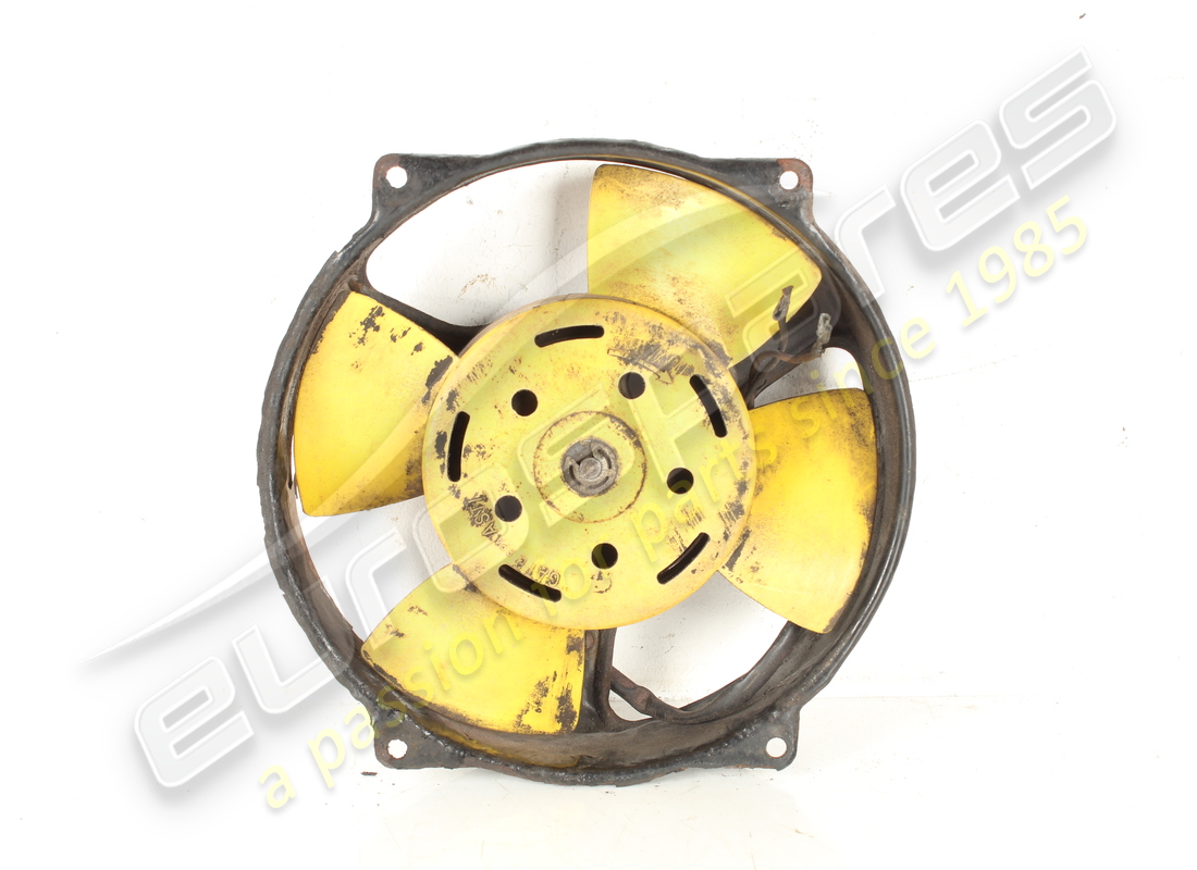 USED FERRARI ELECTRIC FAN MOTOR ASSEMBLY. PART NUMBER 121161 (2) used ferrari electric fan motor assembly. part number 121161 (2)