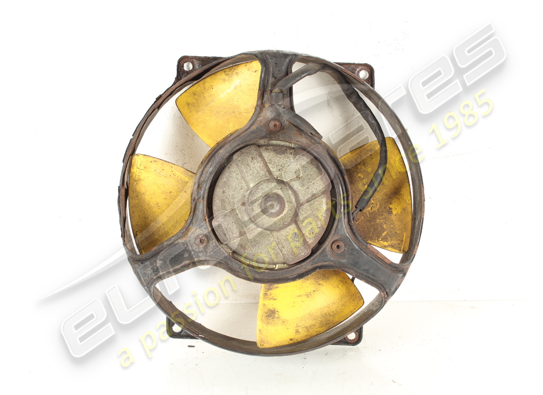 USED FERRARI ELECTRIC FAN MOTOR ASSEMBLY. PART NUMBER 121161 (3) used ferrari electric fan motor assembly. part number 121161 (3)