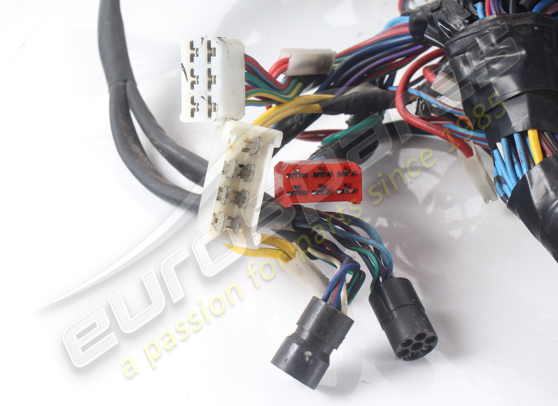 VERWENDET FERRARI DASHBOARD-KABEL. TEILENUMMER 61885800 (3) verwendet ferrari dashboard-kabel. teilenummer 61885800 (3)