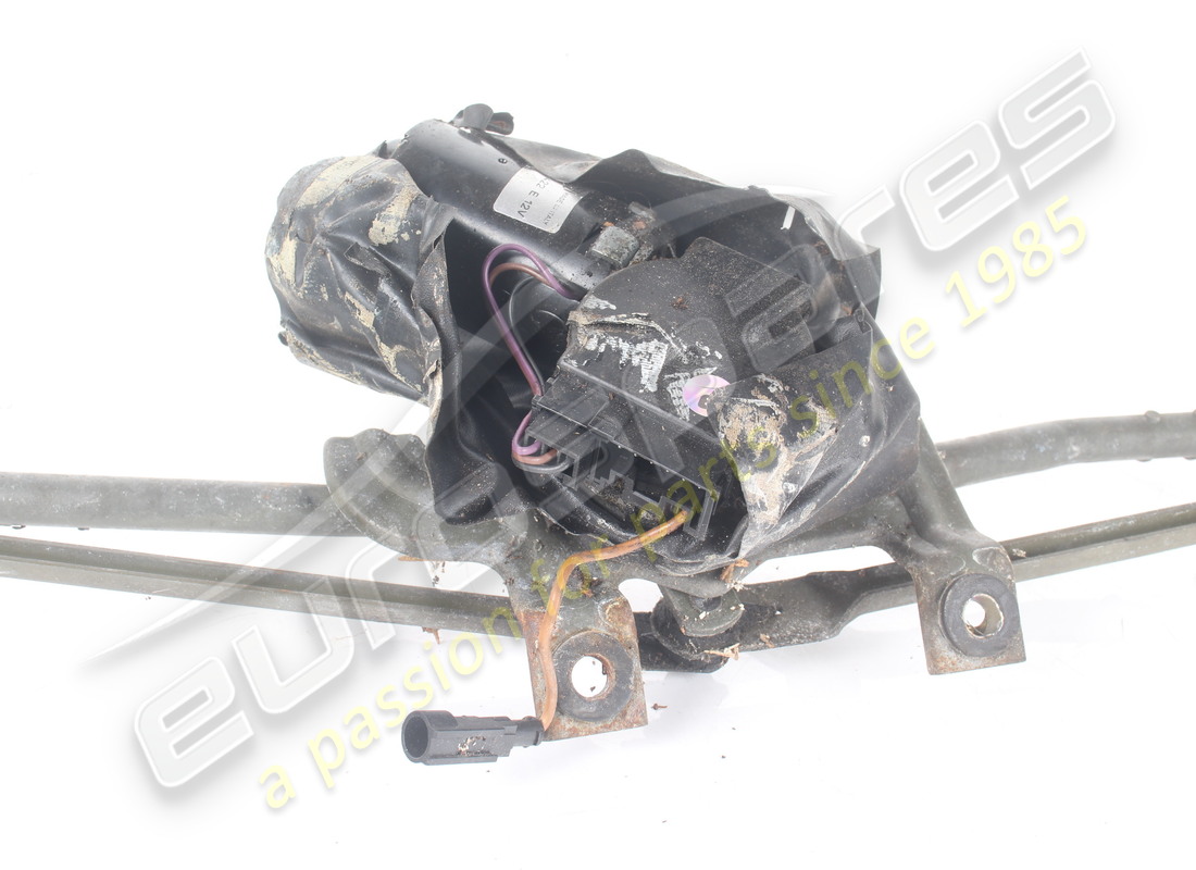 GEBRAUCHTE MASERATI SCHEIBENWISCHEREINHEIT. TEILENUMMER 373300100 (3) gebrauchte maserati scheibenwischereinheit. teilenummer 373300100 (3)