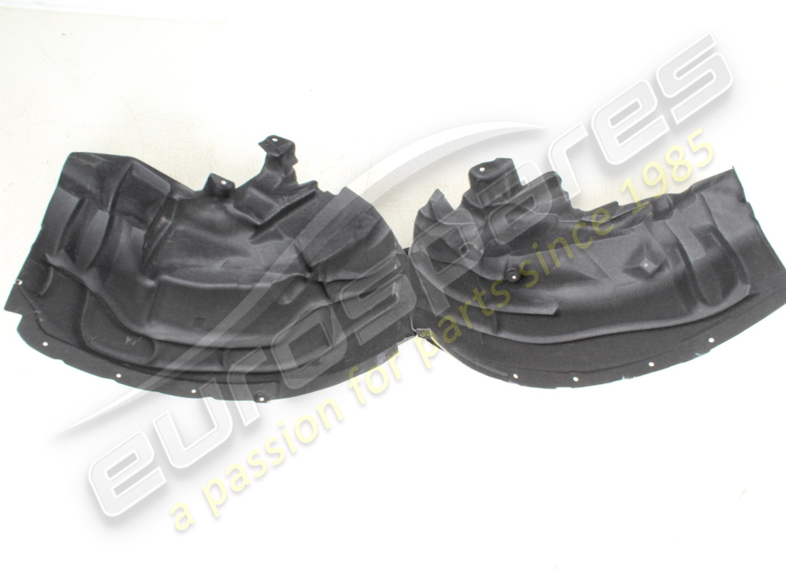 neu maserati radkastenschutz hinten links. teilenummer 670157375 (2)