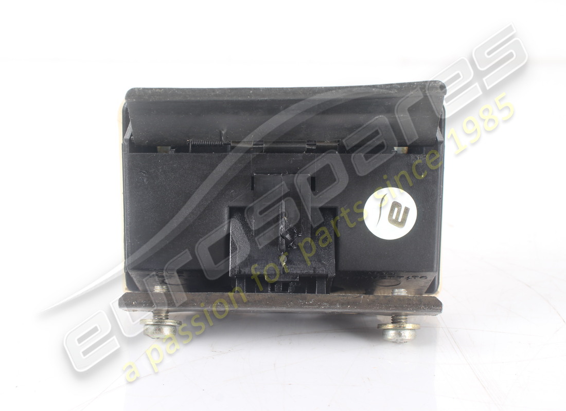 VERWENDET MASERATI MASERATI TEIL 378951412. TEILENUMMER 378951412 (5) verwendet maserati maserati teil 378951412. teilenummer 378951412 (5)