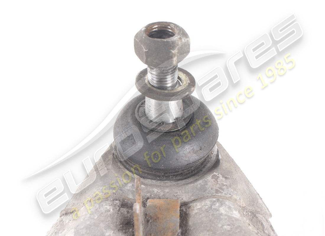 GEBRAUCHT MASERATI OBERER ARM DER VORDEREN AUFHÄNGUNG. TEILENUMMER 386600028 (3) gebraucht maserati oberer arm der vorderen aufhängung. teilenummer 386600028 (3)