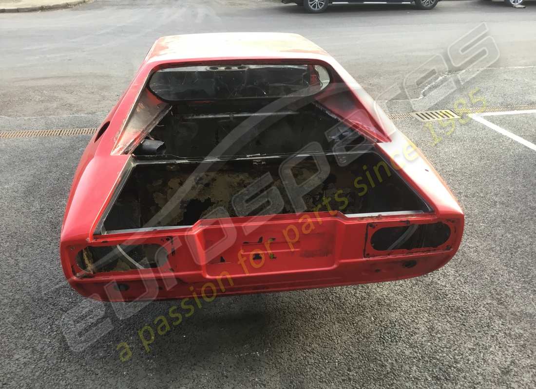 gebraucht: eurospares ferrari 308 gt4 dino (1979) rhd-körper und fahrgestell. teilenummer eap1390100 (4)