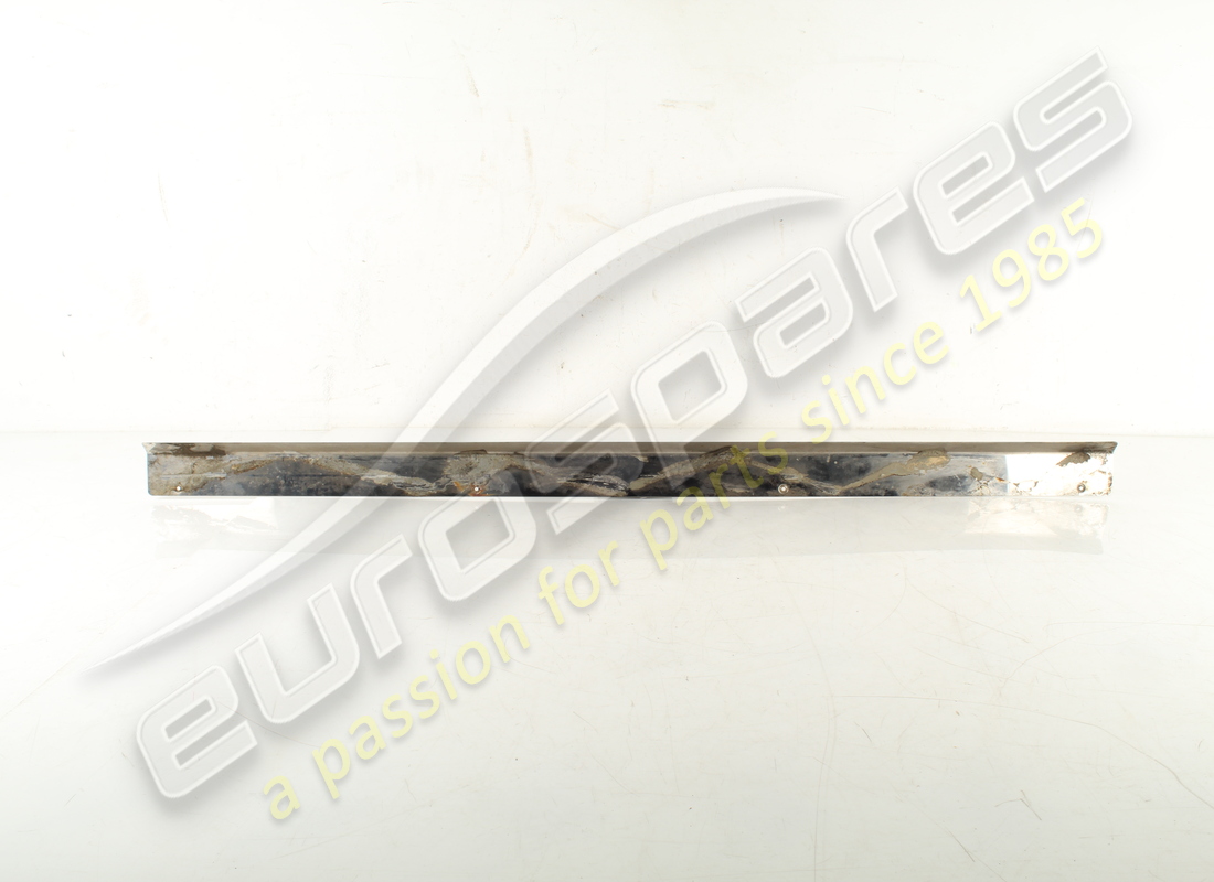 verwendet ferrari formteil. teilenummer 2556487208 (3)