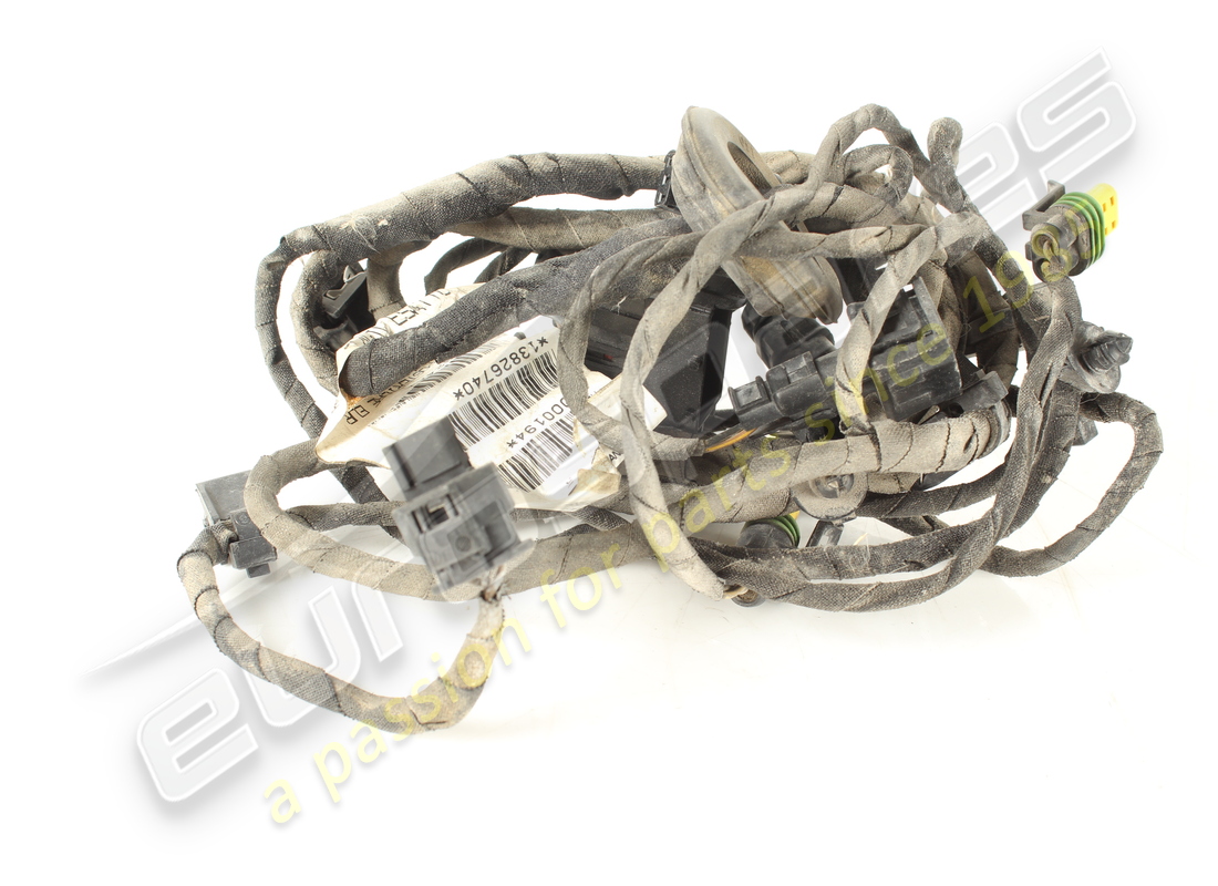 VERWENDET Ferrari HINTERES STOßSTANGENKABEL. TEILENUMMER 266546 (1)
