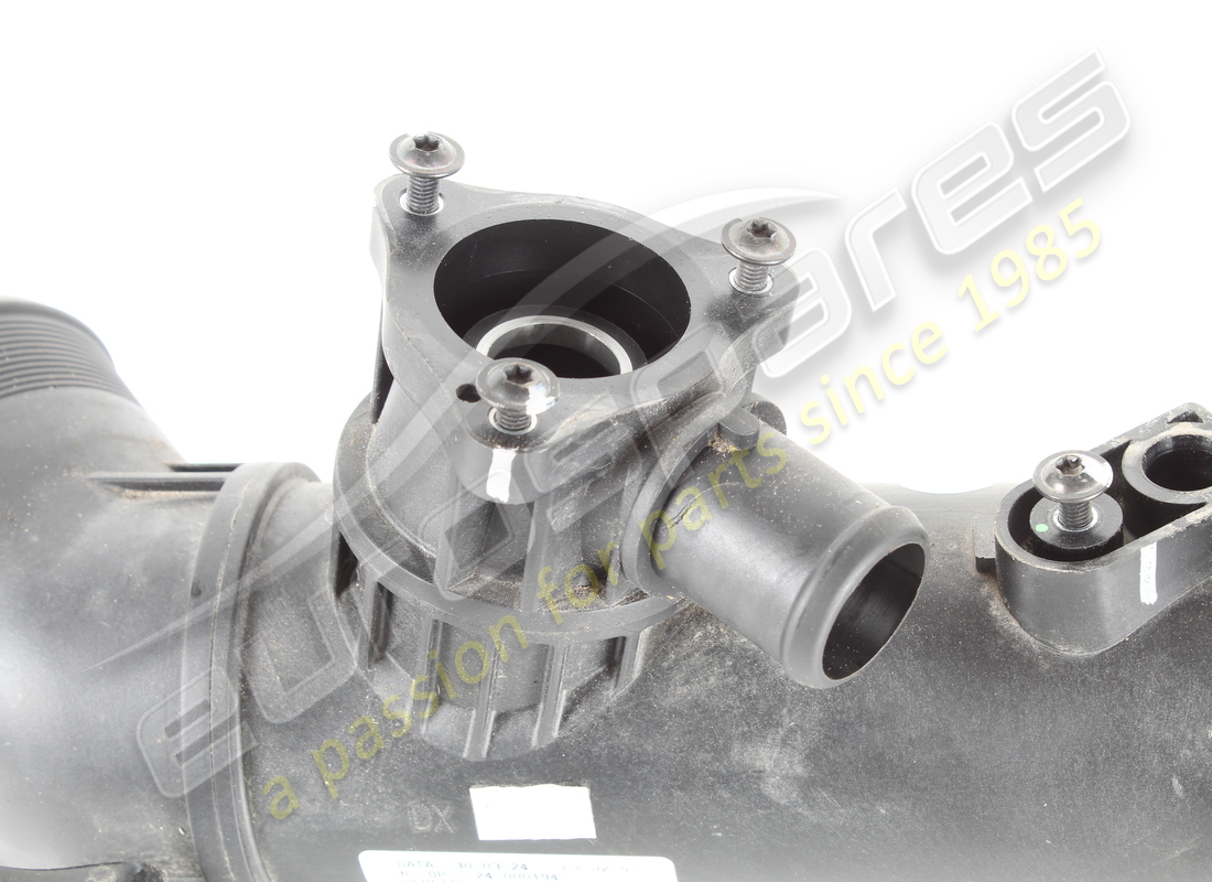GEBRAUCHT FERRARI RH ROHRVERBINDUNGSFASS. TEILENUMMER 844546 (3) gebraucht ferrari rh rohrverbindungsfass. teilenummer 844546 (3)