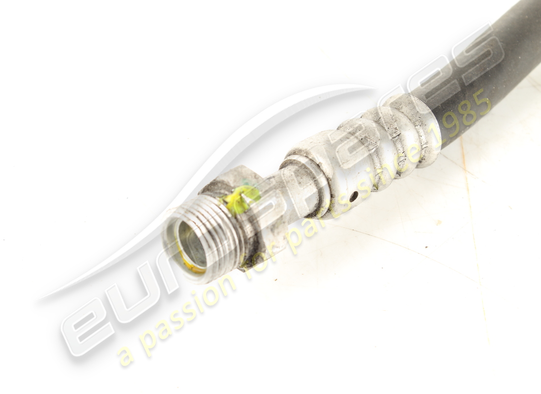 VERWENDETES FERRARI-ROHR VOM KOMPRESSOR. TEILENUMMER 83330500 (3) verwendetes ferrari-rohr vom kompressor. teilenummer 83330500 (3)