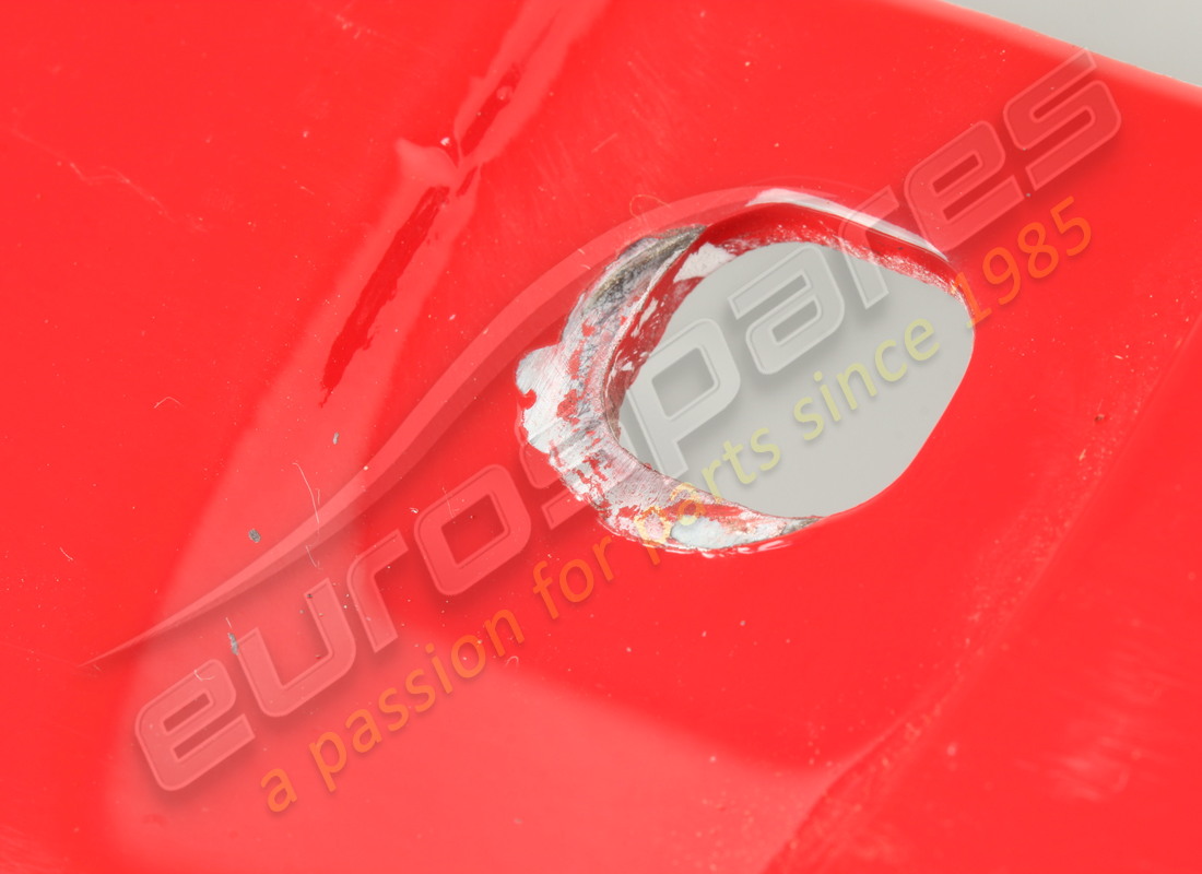 gebrauchte ferrari untertürverkleidung links. teilenummer 86936410 (8)