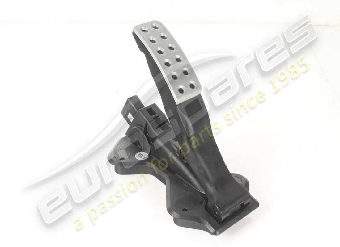 GEBRAUCHTE Ferrari KOMPLETTE BODENSCHARNKIERTE ACCELERA. TEILENUMMER 807331 (1) GEBRAUCHTE Ferrari KOMPLETTE BODENSCHARNKIERTE ACCELERA. TEILENUMMER 807331 (1)