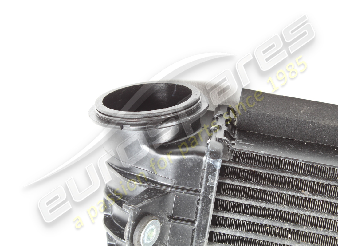 gebrauchter ferrari ladeluftkühler sx. teilenummer 874363 (3)