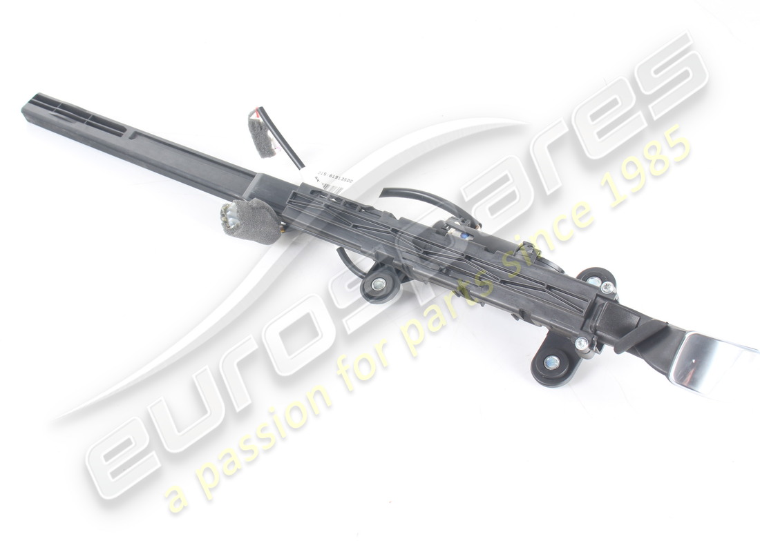 GEBRAUCHT Ferrari RECHTER RIEMENVERLÄNGERER . TEILENUMMER 81913500 (1) GEBRAUCHT Ferrari RECHTER RIEMENVERLÄNGERER . TEILENUMMER 81913500 (1)