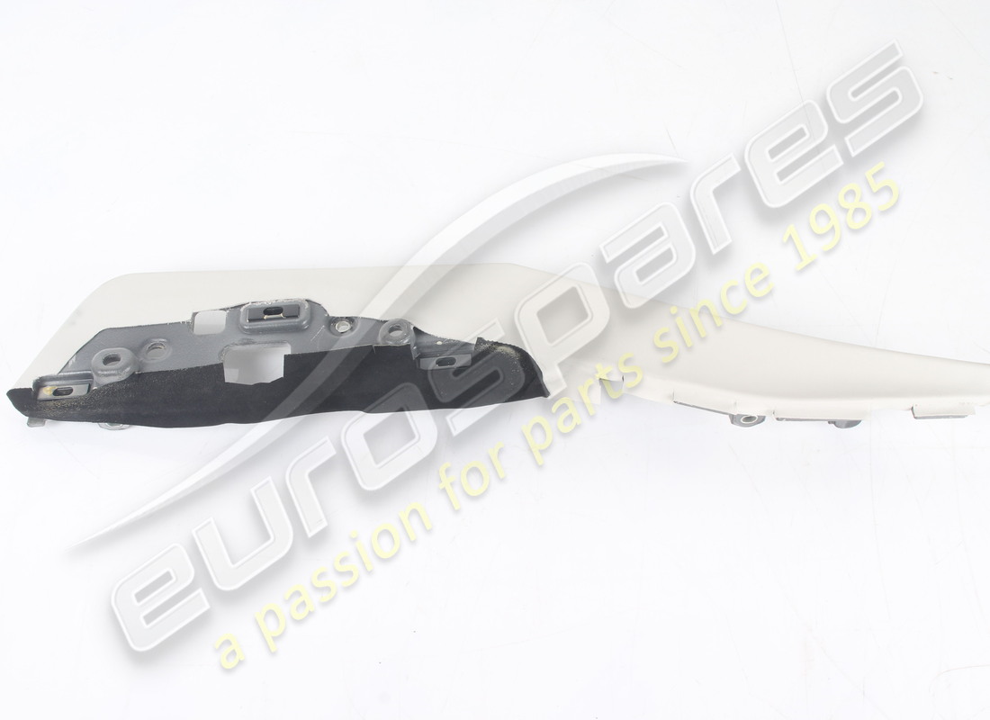 gebrauchte eurospares untere armaturenbrettverkleidungen in hellgrauem leder 4301 teilenummern 947673 und 947672 sind aus leder, nicht aus alcantara. teilenummer eap1723553 (14)